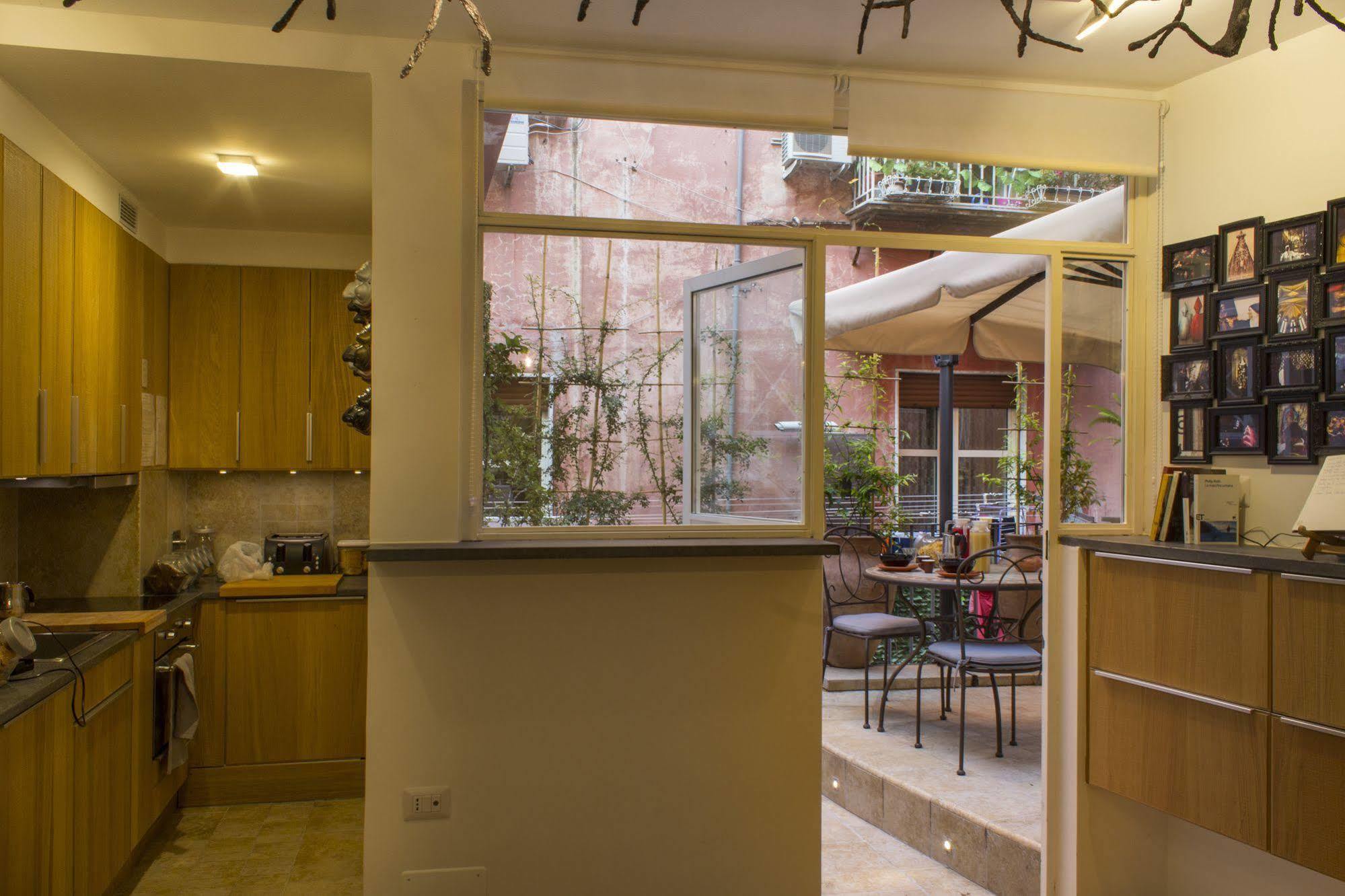 Bed and Breakfast Casa Latina Neapol Zewnętrze zdjęcie