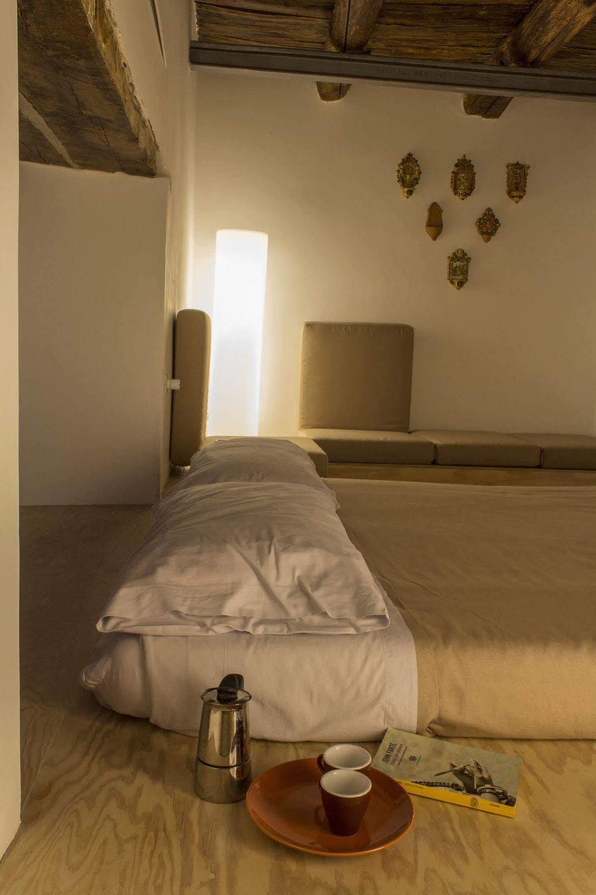 Bed and Breakfast Casa Latina Neapol Zewnętrze zdjęcie