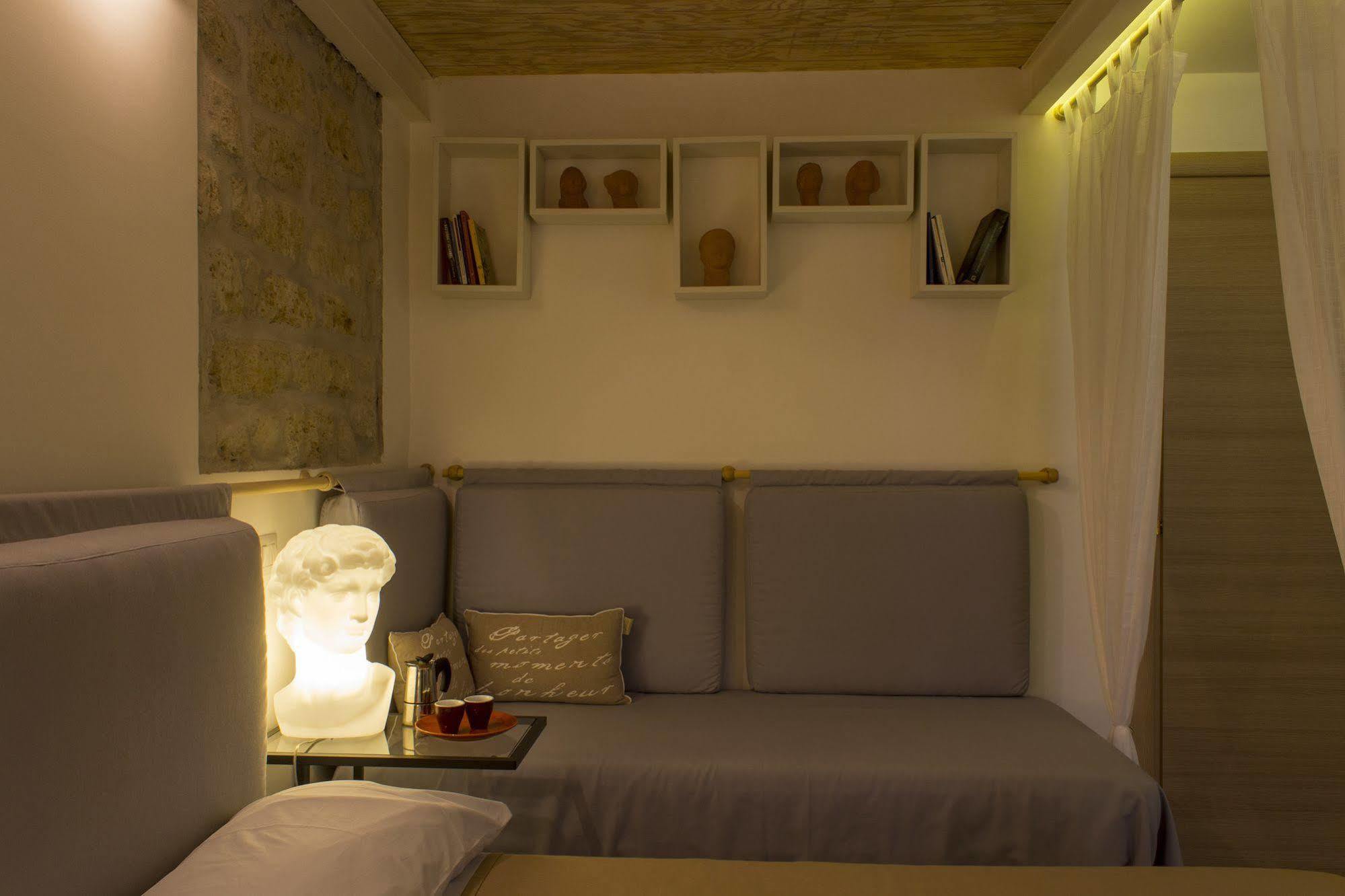 Bed and Breakfast Casa Latina Neapol Zewnętrze zdjęcie